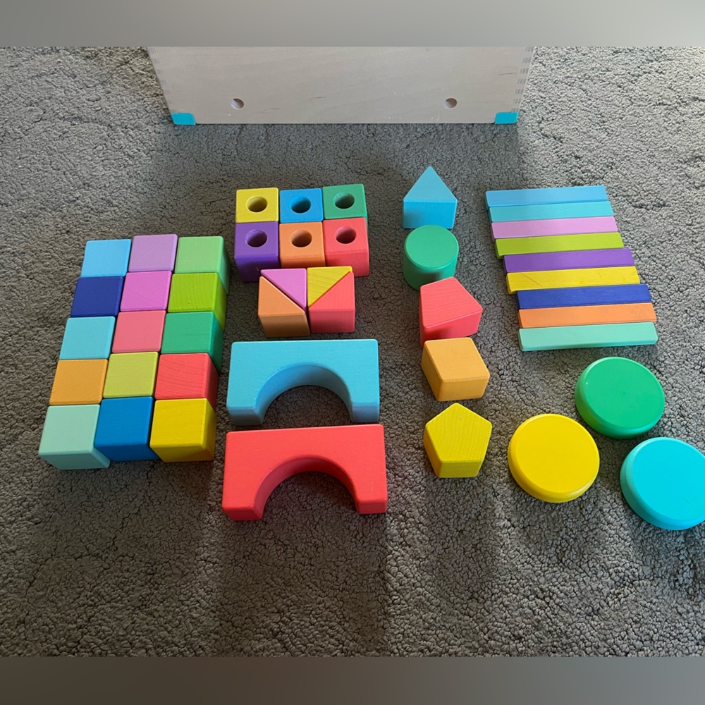 LOVEVERY The Block Set Vibrant Wooden Building Blocks Set for Kids